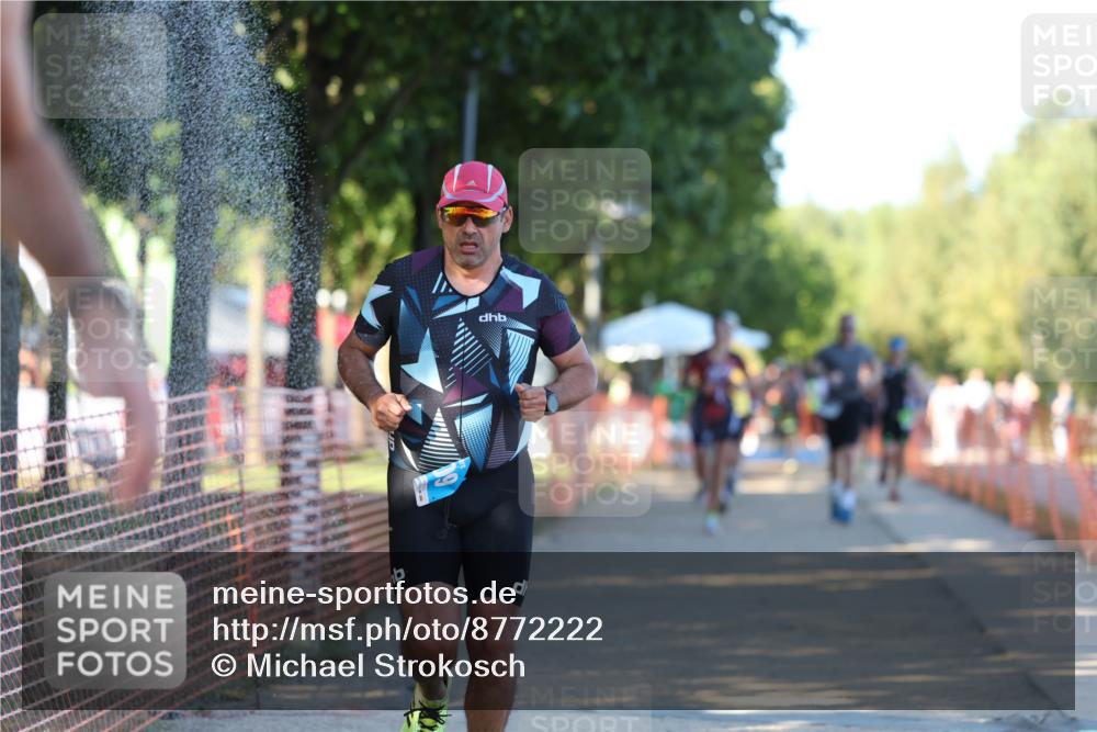 07.09.2025 - 19. Norderstedt Triathlon Michael Strokosch http://msf.ph/oto/8772222 07.09.2025 16:32:43 Laufen 403, 409, 949, 951, 1492, 1555, 1561 meine-sportfotos.de