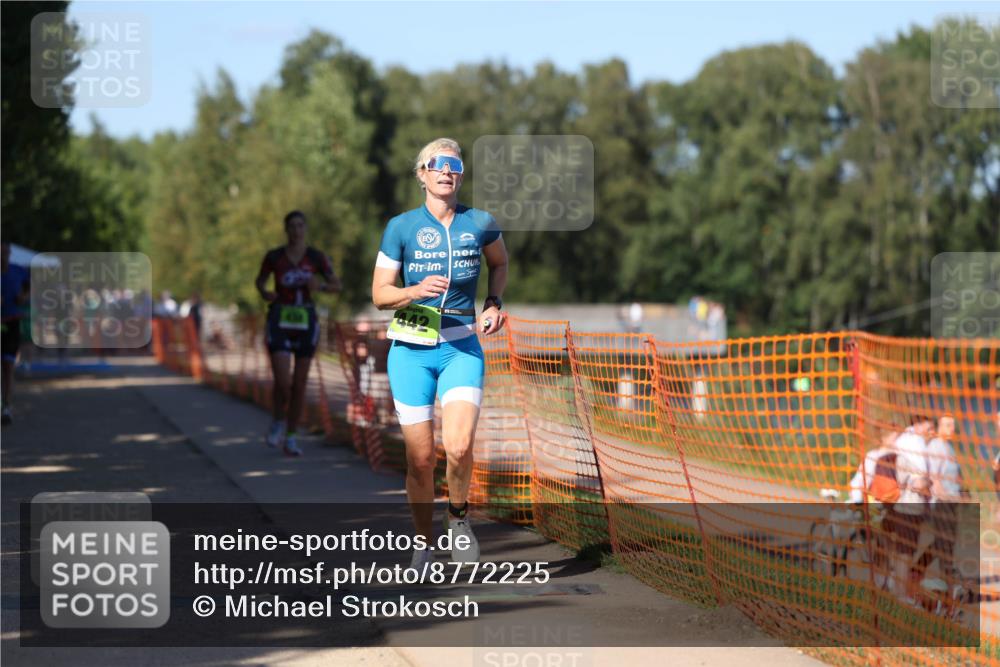 07.09.2025 - 19. Norderstedt Triathlon Michael Strokosch http://msf.ph/oto/8772225 07.09.2025 15:36:08 Laufen 438, 442, 1012 meine-sportfotos.de