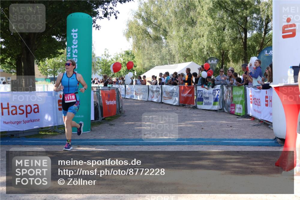 07.09.2025 - 19. Norderstedt Triathlon Zöllner http://msf.ph/oto/8772228 07.09.2025 10:47:04 Ziel 646, 1119 meine-sportfotos.de