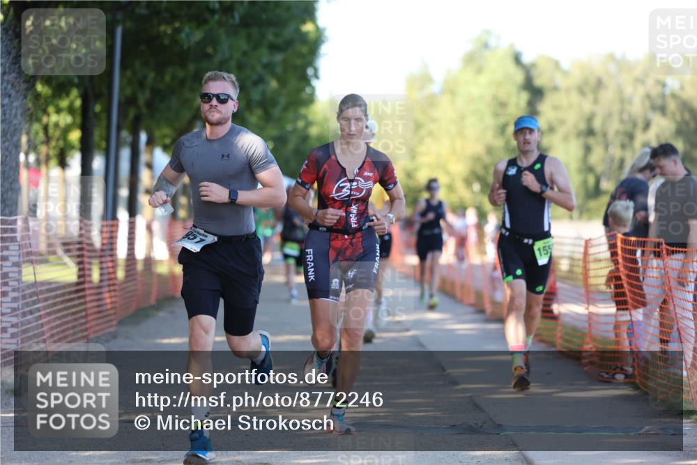 07.09.2025 - 19. Norderstedt Triathlon Michael Strokosch http://msf.ph/oto/8772246 07.09.2025 16:32:49 Laufen 543, 949, 951, 953, 1043, 1555, 1602 meine-sportfotos.de