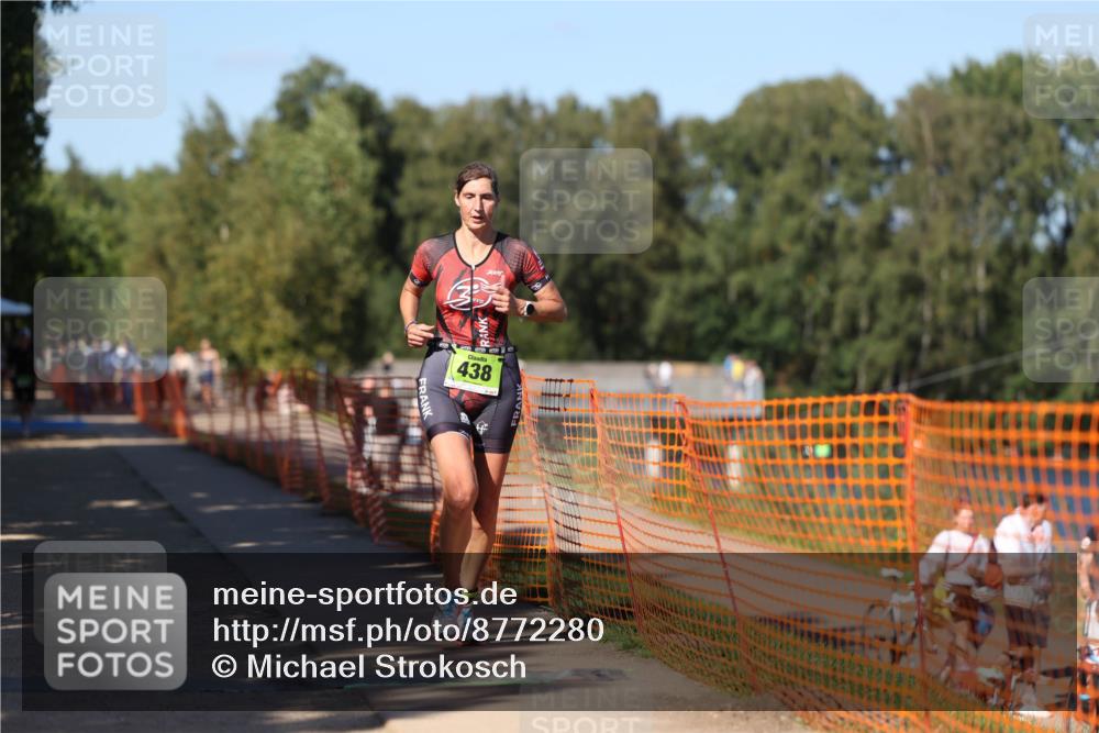 07.09.2025 - 19. Norderstedt Triathlon Michael Strokosch http://msf.ph/oto/8772280 07.09.2025 15:36:12 Laufen 438, 442, 1012 meine-sportfotos.de