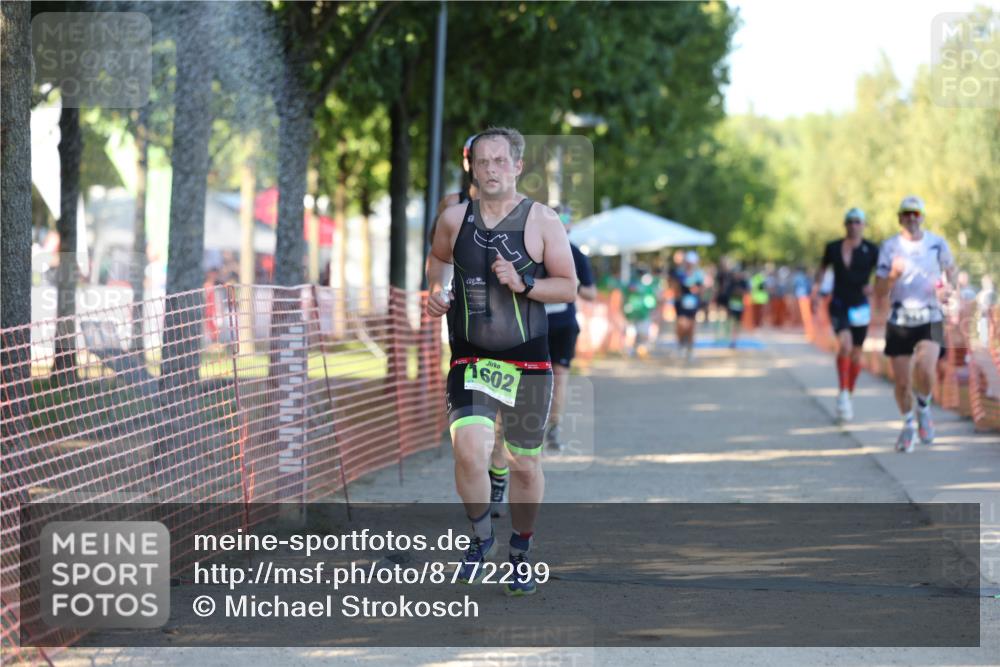 07.09.2025 - 19. Norderstedt Triathlon Michael Strokosch http://msf.ph/oto/8772299 07.09.2025 16:32:56 Laufen 543, 927, 943, 953, 955, 1043, 1602 meine-sportfotos.de