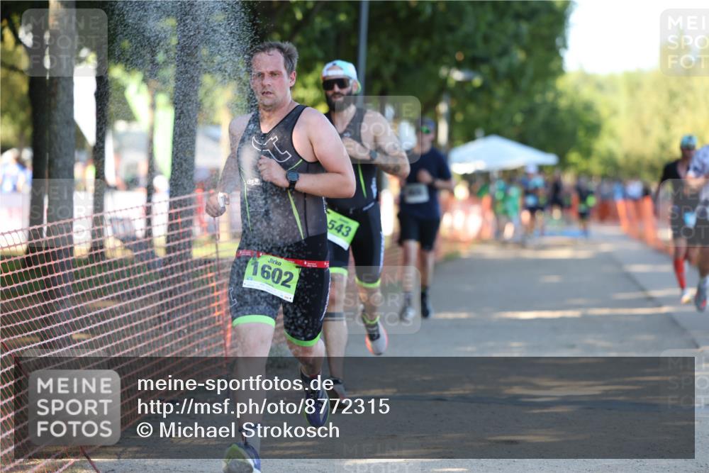 07.09.2025 - 19. Norderstedt Triathlon Michael Strokosch http://msf.ph/oto/8772315 07.09.2025 16:32:57 Laufen 543, 927, 943, 953, 955, 1043, 1602 meine-sportfotos.de