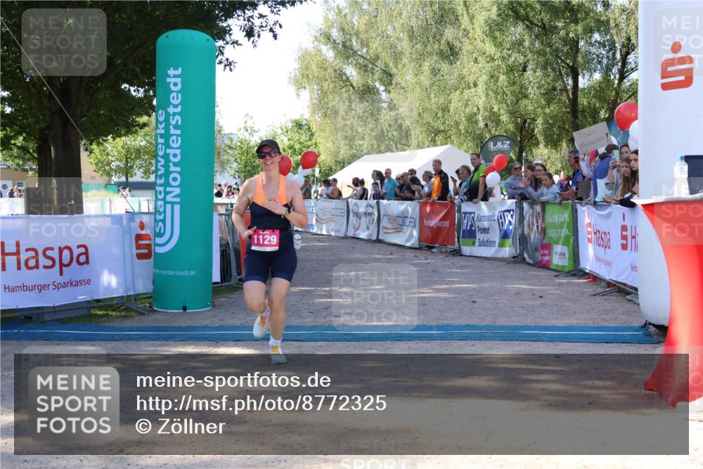 07.09.2025 - 19. Norderstedt Triathlon Zöllner http://msf.ph/oto/8772325 07.09.2025 10:47:44 Ziel 1129 meine-sportfotos.de