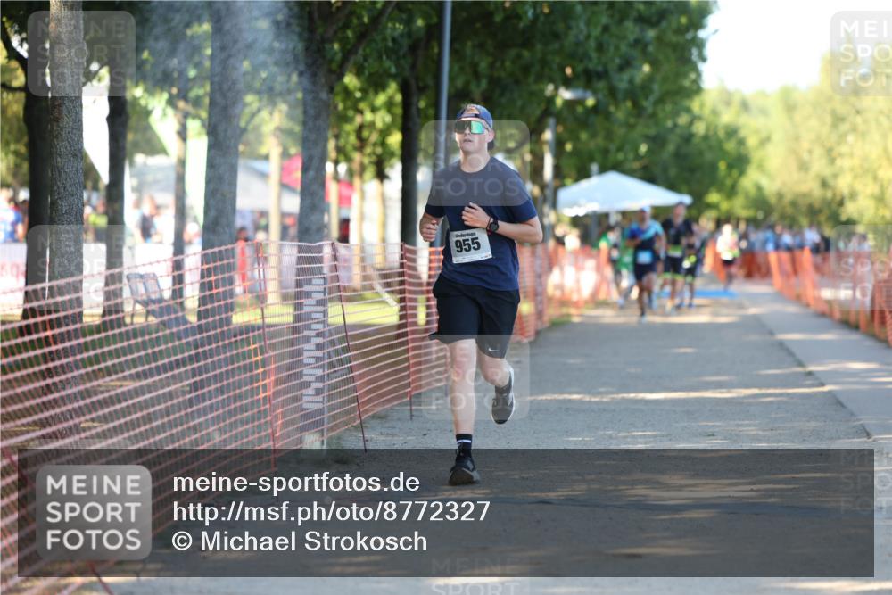 07.09.2025 - 19. Norderstedt Triathlon Michael Strokosch http://msf.ph/oto/8772327 07.09.2025 16:32:59 Laufen 543, 927, 943, 955, 1043, 1602 meine-sportfotos.de