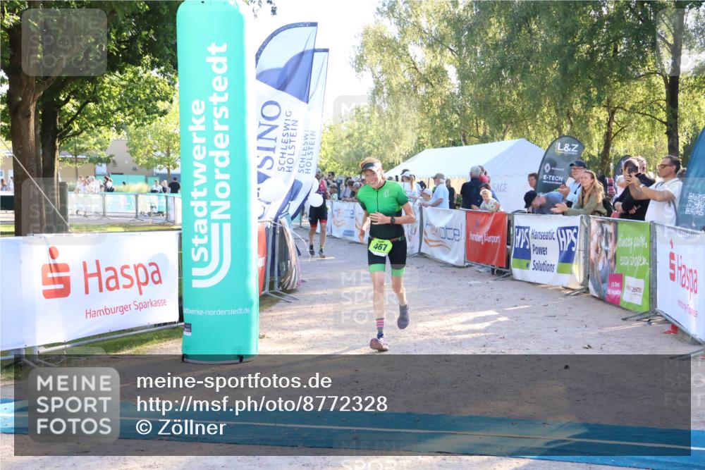 07.09.2025 - 19. Norderstedt Triathlon Zöllner http://msf.ph/oto/8772328 07.09.2025 16:48:54 Ziel 467, 1093, 1575 meine-sportfotos.de