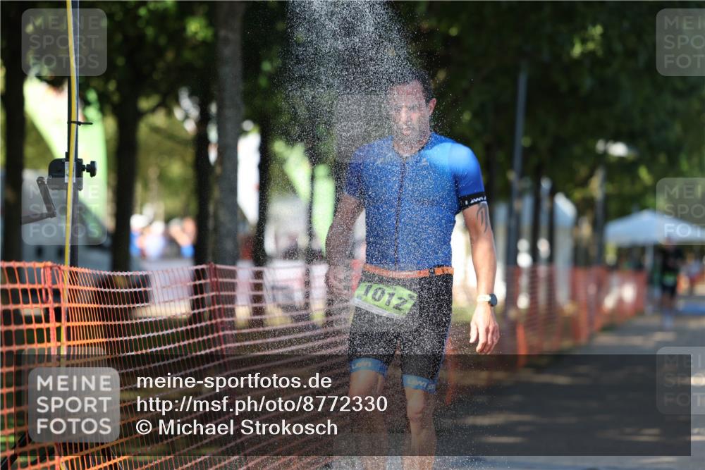07.09.2025 - 19. Norderstedt Triathlon Michael Strokosch http://msf.ph/oto/8772330 07.09.2025 15:36:17 Laufen 438, 1012 meine-sportfotos.de