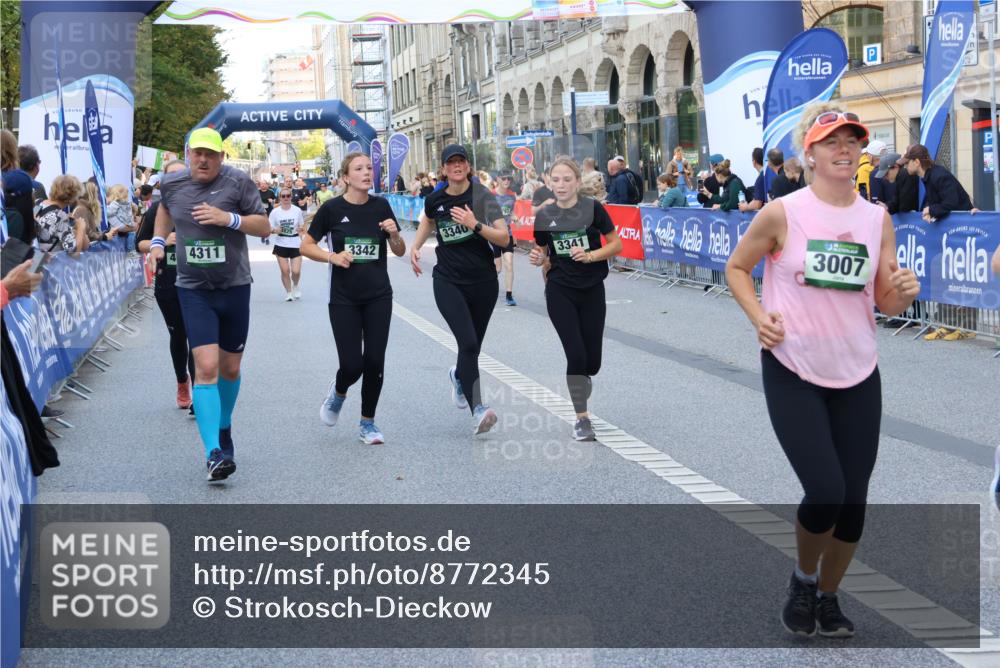 07.09.2025 - BARMER Alsterlauf Strokosch-Dieckow http://msf.ph/oto/8772345 07.09.2025 10:09:32 Ziel 2023, 2082, 2197, 2363, 2391, 2469, 2586, 2622, 2805, 2925, 3054, 3250, 3549, 4203, 4260, 4743, 4838, 4893, 4915, 4933, 4935, 5052, 5443, 6000, 6159, 8115, 8147, 8162 meine-sportfotos.de