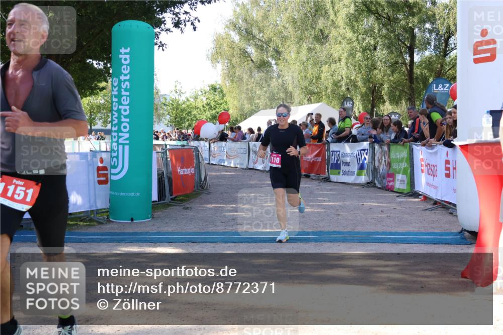 07.09.2025 - 19. Norderstedt Triathlon Zöllner http://msf.ph/oto/8772371 07.09.2025 10:48:23 Ziel 1110, 1151 meine-sportfotos.de