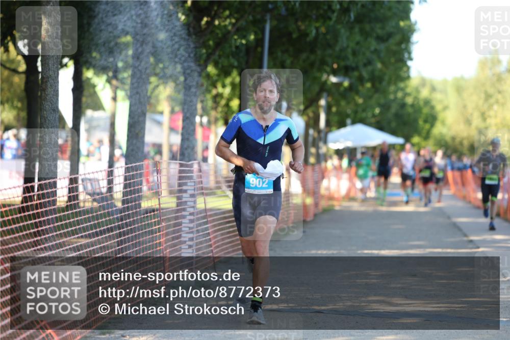 07.09.2025 - 19. Norderstedt Triathlon Michael Strokosch http://msf.ph/oto/8772373 07.09.2025 16:33:08 Laufen 902, 1606, 1609 meine-sportfotos.de