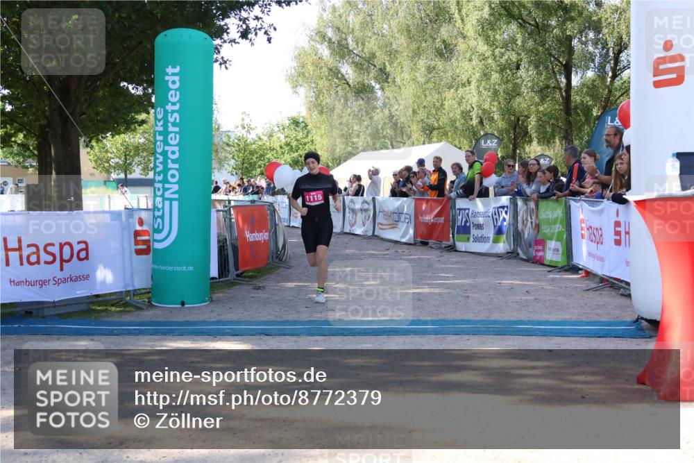 07.09.2025 - 19. Norderstedt Triathlon Zöllner http://msf.ph/oto/8772379 07.09.2025 10:48:36 Ziel 1115 meine-sportfotos.de