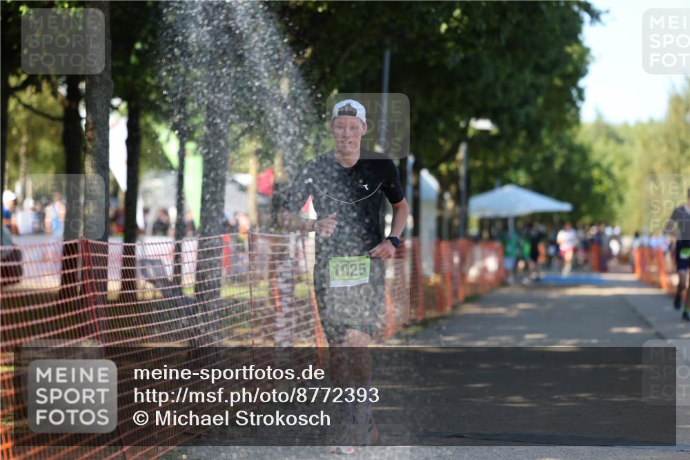 07.09.2025 - 19. Norderstedt Triathlon Michael Strokosch http://msf.ph/oto/8772393 07.09.2025 15:36:28 Laufen 1511 meine-sportfotos.de