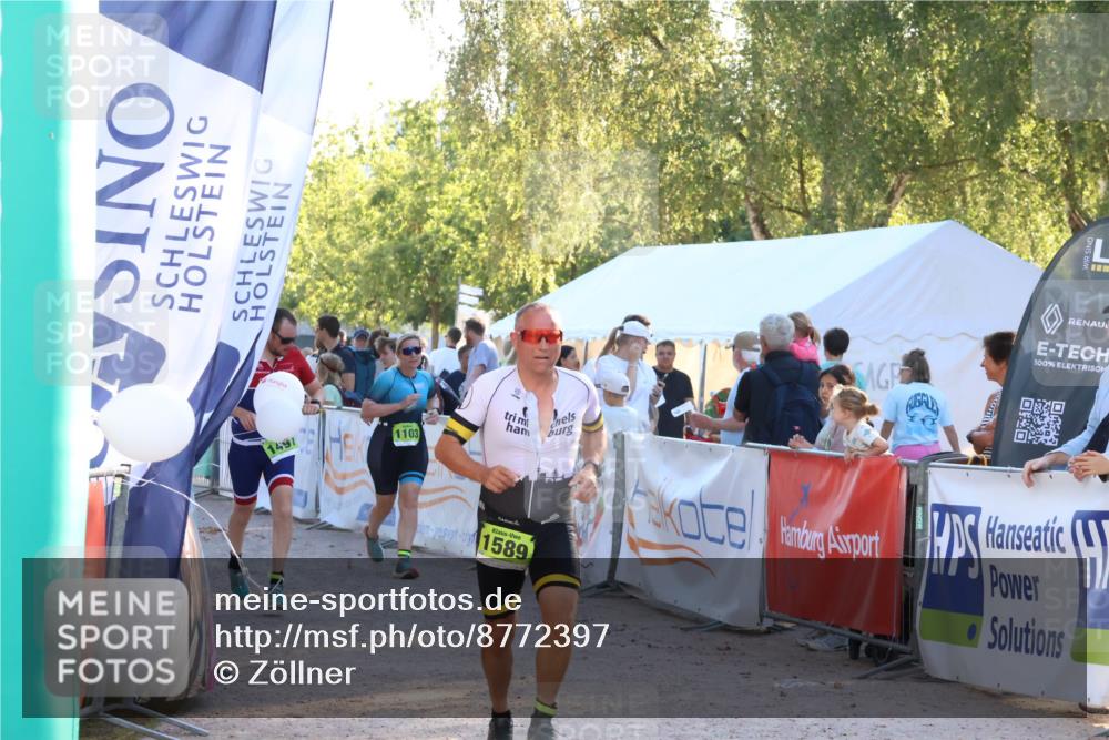 07.09.2025 - 19. Norderstedt Triathlon Zöllner http://msf.ph/oto/8772397 07.09.2025 16:49:06 Ziel 399, 1497, 1589 meine-sportfotos.de