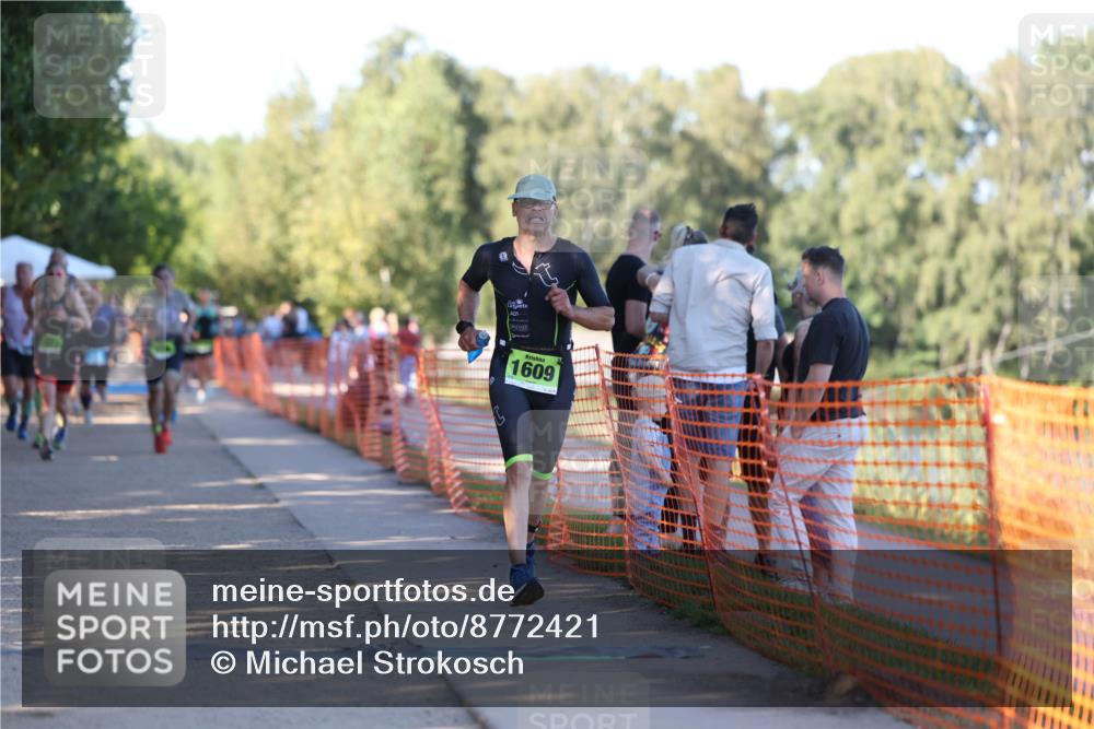 07.09.2025 - 19. Norderstedt Triathlon Michael Strokosch http://msf.ph/oto/8772421 07.09.2025 16:33:14 Laufen 518, 1072, 1609 meine-sportfotos.de