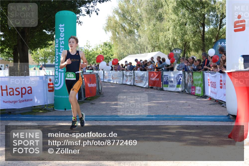 07.09.2025 - 19. Norderstedt Triathlon Zöllner http://msf.ph/oto/8772469 07.09.2025 10:49:19 Ziel 645, 675 meine-sportfotos.de