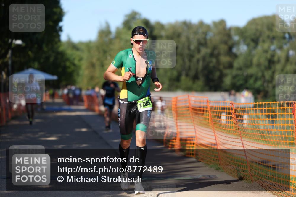 07.09.2025 - 19. Norderstedt Triathlon Michael Strokosch http://msf.ph/oto/8772489 07.09.2025 15:36:48 Laufen 917, 1505 meine-sportfotos.de