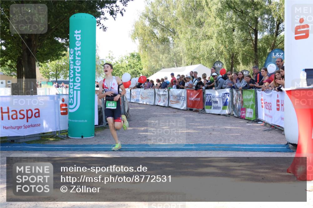 07.09.2025 - 19. Norderstedt Triathlon Zöllner http://msf.ph/oto/8772531 07.09.2025 10:50:15 Ziel 664 meine-sportfotos.de