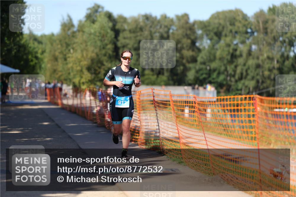 07.09.2025 - 19. Norderstedt Triathlon Michael Strokosch http://msf.ph/oto/8772532 07.09.2025 15:36:53 Laufen 917, 1431, 1505 meine-sportfotos.de