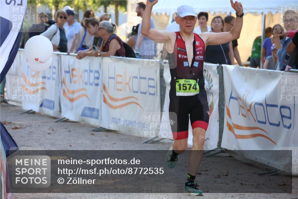07.09.2025 - 19. Norderstedt Triathlon Zöllner http://msf.ph/oto/8772535 07.09.2025 16:49:36 Ziel 1574 meine-sportfotos.de