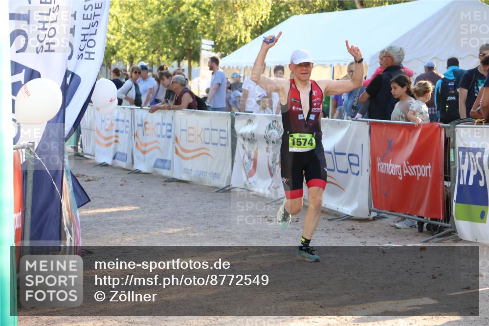 07.09.2025 - 19. Norderstedt Triathlon Zöllner http://msf.ph/oto/8772549 07.09.2025 16:49:36 Ziel 1574 meine-sportfotos.de