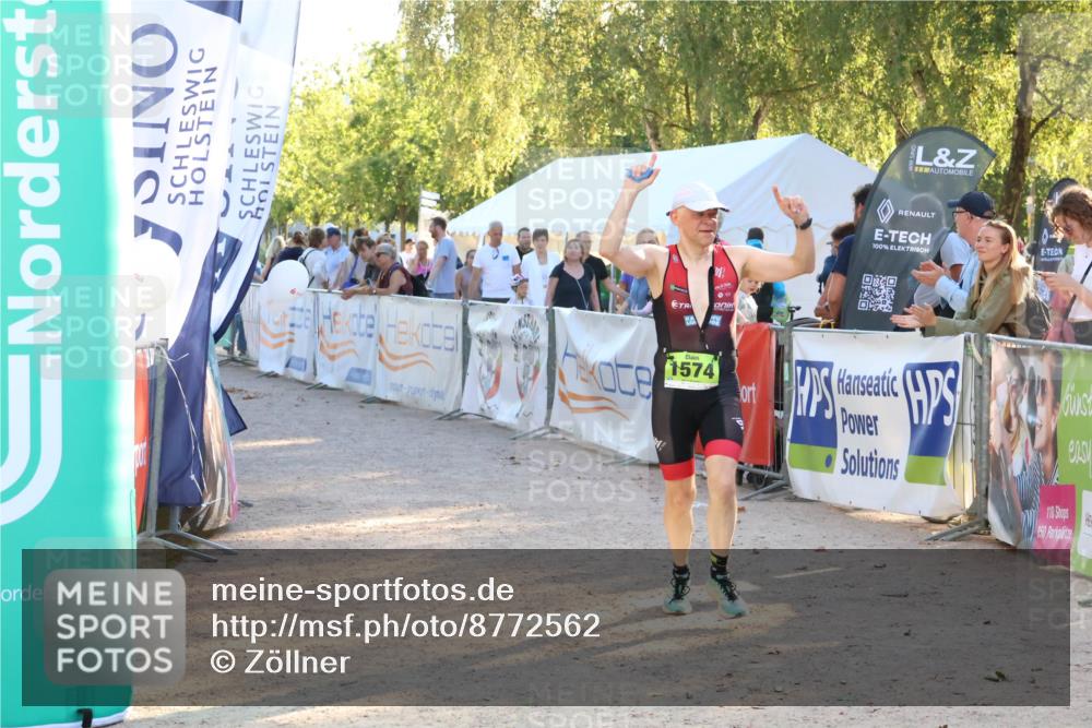 07.09.2025 - 19. Norderstedt Triathlon Zöllner http://msf.ph/oto/8772562 07.09.2025 16:49:37 Ziel 1574 meine-sportfotos.de