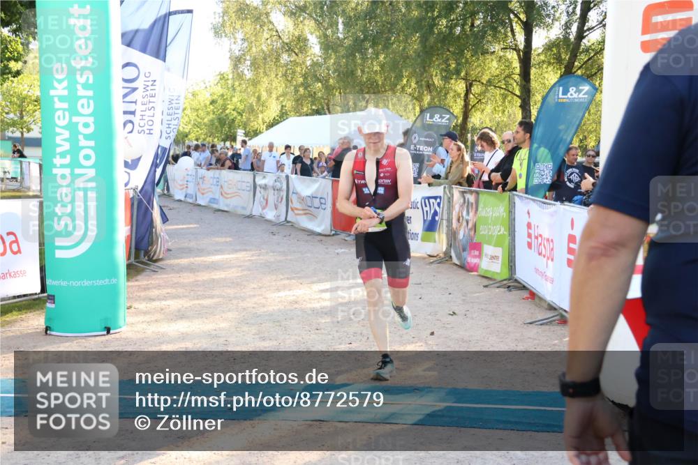 07.09.2025 - 19. Norderstedt Triathlon Zöllner http://msf.ph/oto/8772579 07.09.2025 16:49:39 Ziel 1574 meine-sportfotos.de