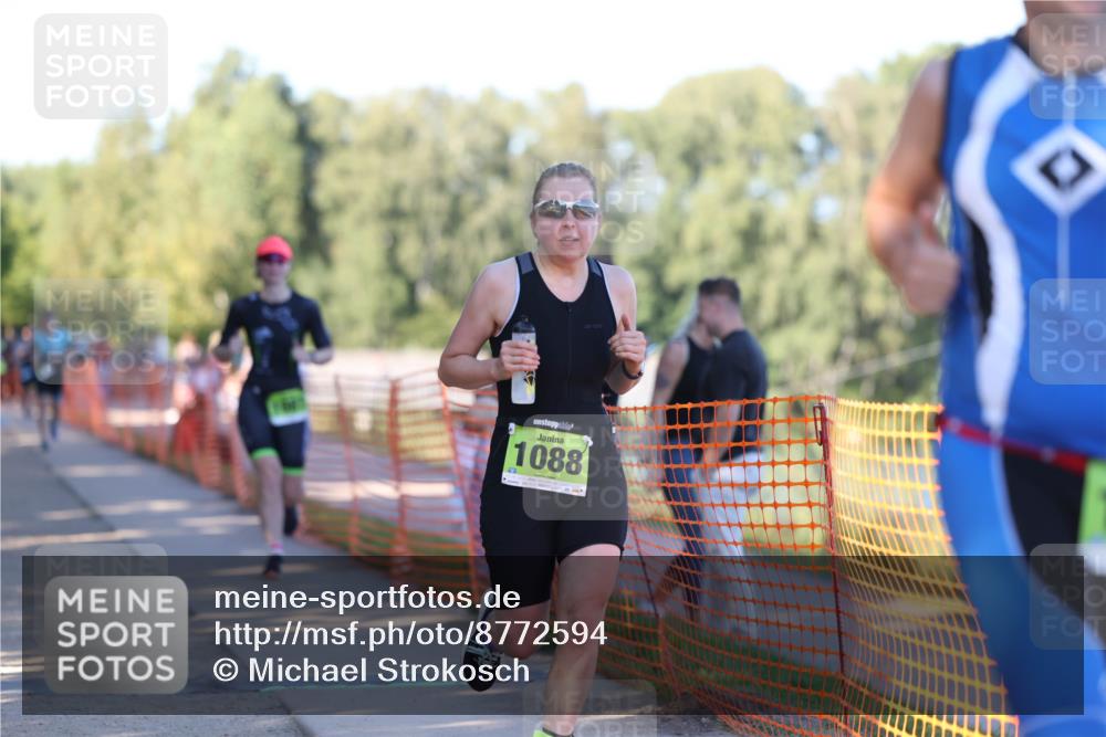 07.09.2025 - 19. Norderstedt Triathlon Michael Strokosch http://msf.ph/oto/8772594 07.09.2025 16:33:34 Laufen 1087, 1088, 1569 meine-sportfotos.de