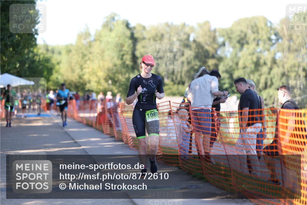07.09.2025 - 19. Norderstedt Triathlon Michael Strokosch http://msf.ph/oto/8772610 07.09.2025 16:33:36 Laufen 1087, 1088, 1569 meine-sportfotos.de