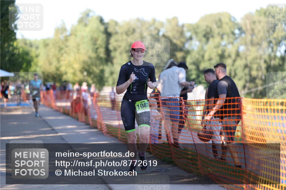 07.09.2025 - 19. Norderstedt Triathlon Michael Strokosch http://msf.ph/oto/8772619 07.09.2025 16:33:37 Laufen 1087, 1088, 1569, 1627 meine-sportfotos.de