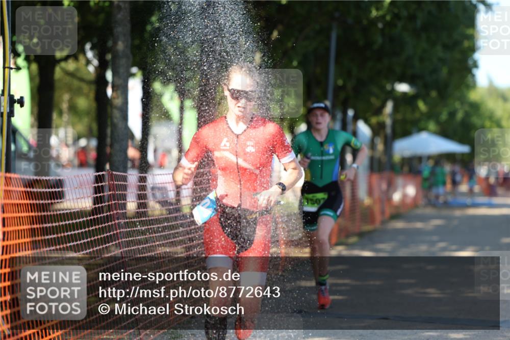 07.09.2025 - 19. Norderstedt Triathlon Michael Strokosch http://msf.ph/oto/8772643 07.09.2025 15:37:39 Laufen 1005, 1404, 1507 meine-sportfotos.de