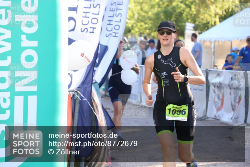 07.09.2025 - 19. Norderstedt Triathlon Zöllner http://msf.ph/oto/8772679 07.09.2025 16:50:08 Ziel 1058, 1096, 1607 meine-sportfotos.de