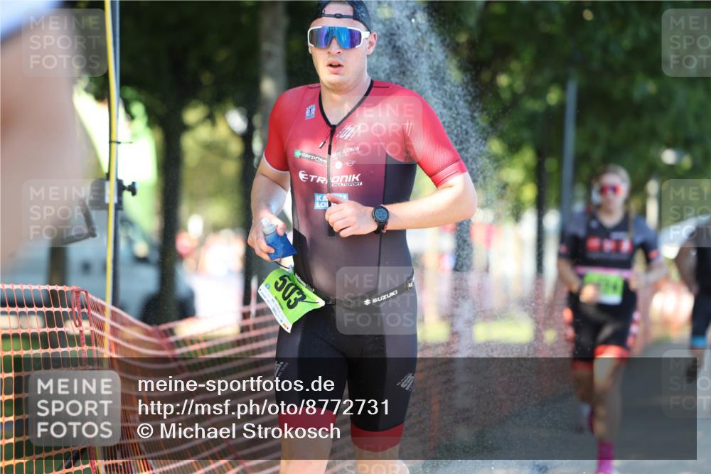 07.09.2025 - 19. Norderstedt Triathlon Michael Strokosch http://msf.ph/oto/8772731 07.09.2025 16:34:09 Laufen 399, 503, 866, 894, 1074, 1552, 1590, 1621 meine-sportfotos.de