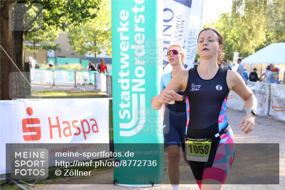 07.09.2025 - 19. Norderstedt Triathlon Zöllner http://msf.ph/oto/8772736 07.09.2025 16:50:11 Ziel 1058, 1096, 1607 meine-sportfotos.de
