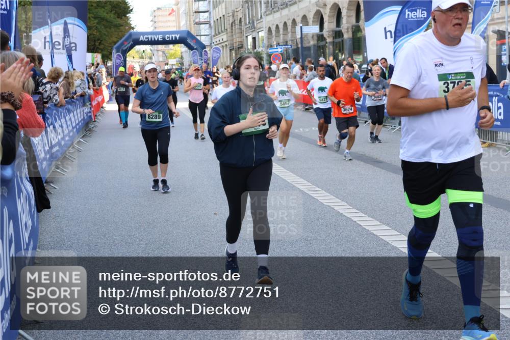 07.09.2025 - BARMER Alsterlauf Strokosch-Dieckow http://msf.ph/oto/8772751 07.09.2025 10:09:26 Ziel 2023, 2197, 2224, 2363, 2391, 2469, 2622, 2925, 3054, 3549, 3770, 4155, 4203, 4260, 4474, 4714, 4743, 4906, 4915, 5052, 5443, 6258, 8115, 8147, 8162 meine-sportfotos.de