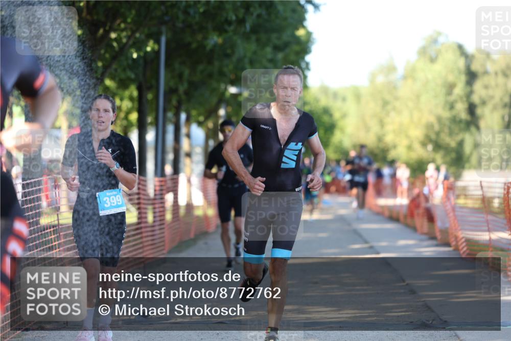 07.09.2025 - 19. Norderstedt Triathlon Michael Strokosch http://msf.ph/oto/8772762 07.09.2025 16:34:12 Laufen 399, 503, 866, 1074, 1590, 1621 meine-sportfotos.de