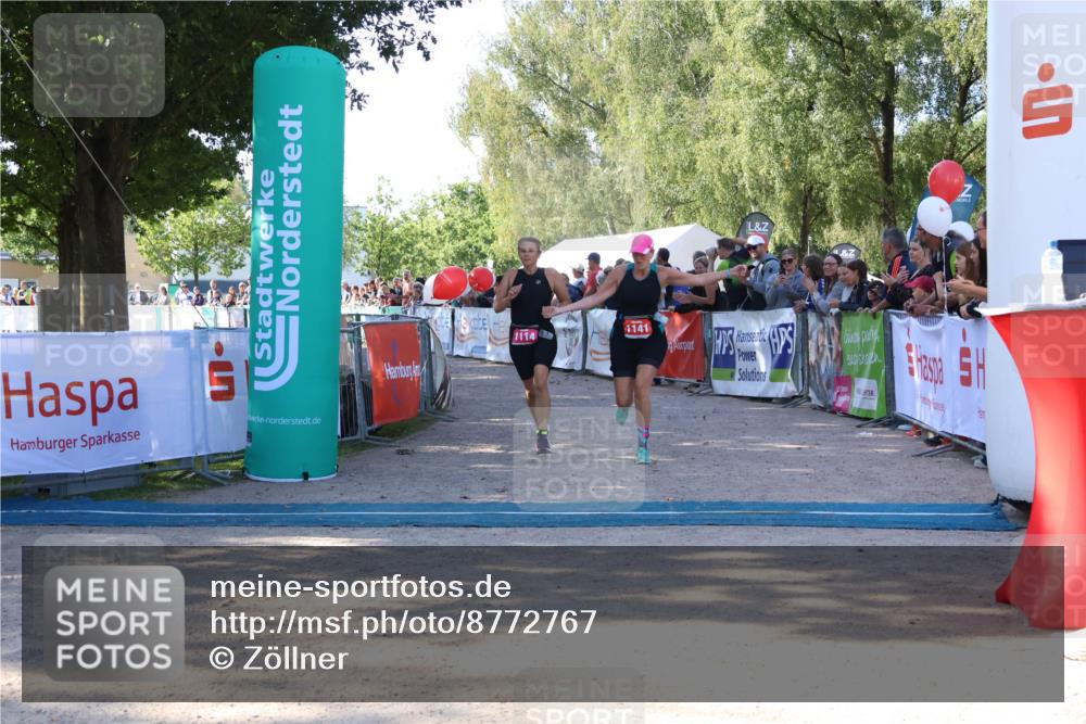 07.09.2025 - 19. Norderstedt Triathlon Zöllner http://msf.ph/oto/8772767 07.09.2025 10:52:19 Ziel 667, 1114, 1141 meine-sportfotos.de