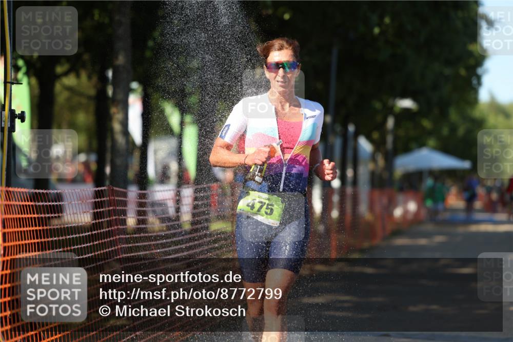 07.09.2025 - 19. Norderstedt Triathlon Michael Strokosch http://msf.ph/oto/8772799 07.09.2025 15:38:14 Laufen 475, 970, 1496, 1504 meine-sportfotos.de