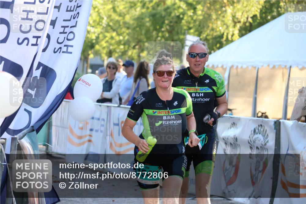 07.09.2025 - 19. Norderstedt Triathlon Zöllner http://msf.ph/oto/8772806 07.09.2025 16:50:44 Ziel 1524, 1547 meine-sportfotos.de