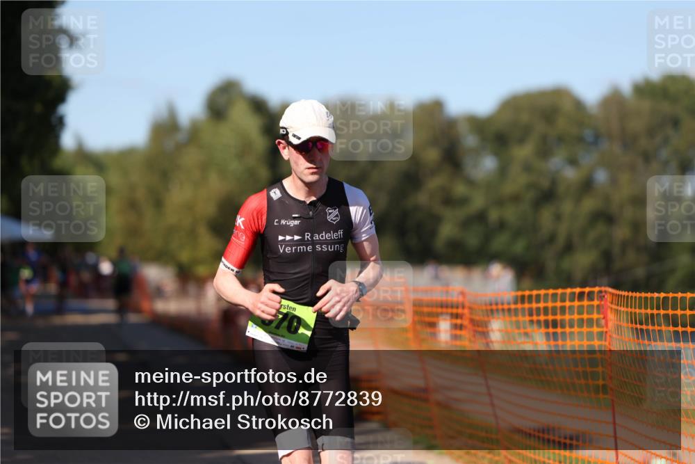 07.09.2025 - 19. Norderstedt Triathlon Michael Strokosch http://msf.ph/oto/8772839 07.09.2025 15:38:17 Laufen 475, 970, 1504 meine-sportfotos.de