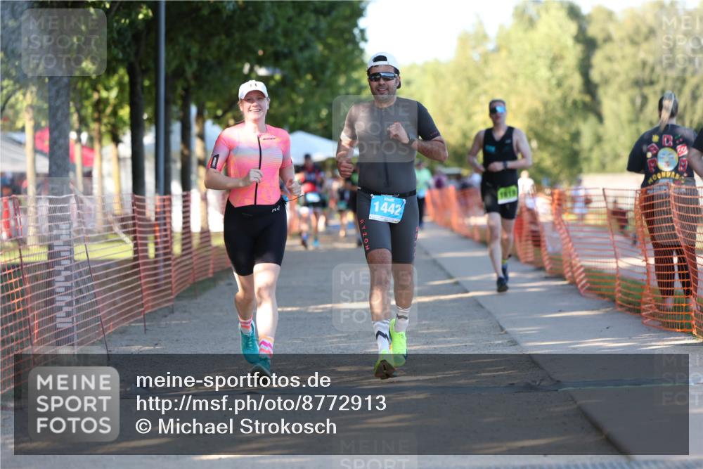 07.09.2025 - 19. Norderstedt Triathlon Michael Strokosch http://msf.ph/oto/8772913 07.09.2025 16:34:32 Laufen 914, 1442, 1581, 1613, 1619 meine-sportfotos.de