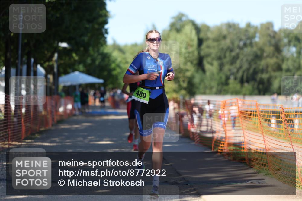 07.09.2025 - 19. Norderstedt Triathlon Michael Strokosch http://msf.ph/oto/8772922 07.09.2025 15:38:30 Laufen 377, 473, 480 meine-sportfotos.de