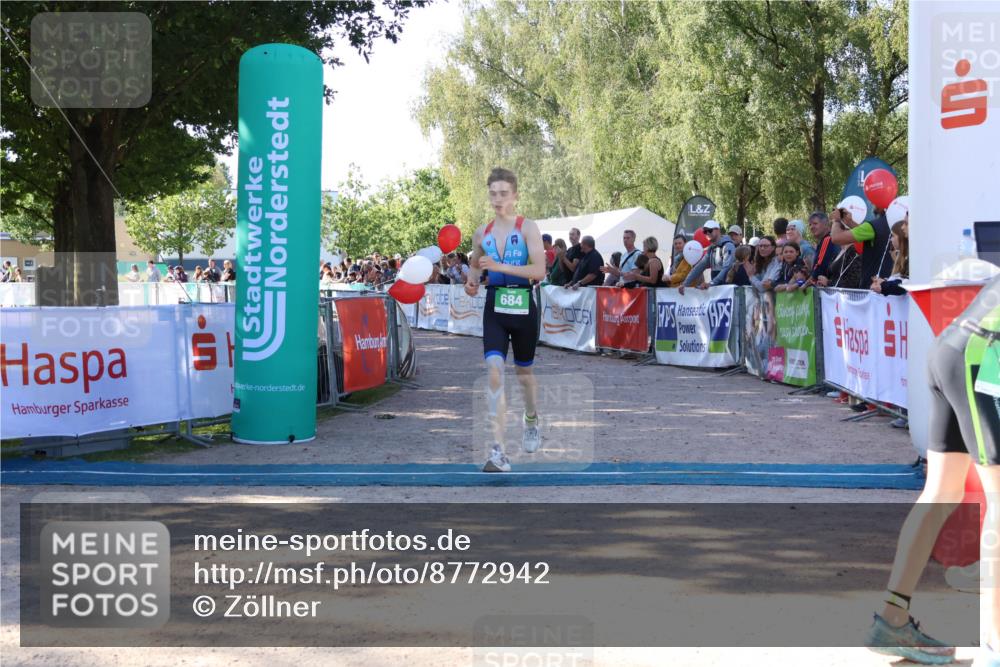07.09.2025 - 19. Norderstedt Triathlon Zöllner http://msf.ph/oto/8772942 07.09.2025 10:53:54 Ziel 684 meine-sportfotos.de