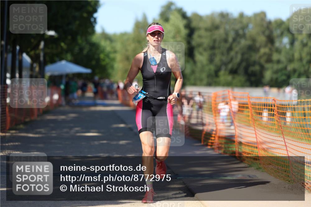 07.09.2025 - 19. Norderstedt Triathlon Michael Strokosch http://msf.ph/oto/8772975 07.09.2025 15:38:34 Laufen 377, 480 meine-sportfotos.de