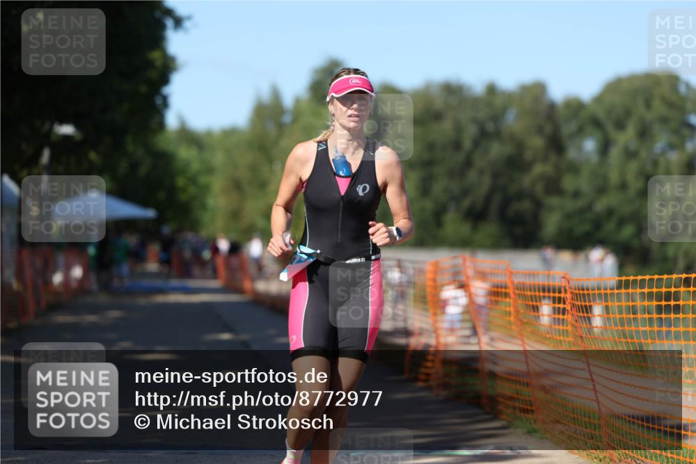 07.09.2025 - 19. Norderstedt Triathlon Michael Strokosch http://msf.ph/oto/8772977 07.09.2025 15:38:34 Laufen 377, 480 meine-sportfotos.de
