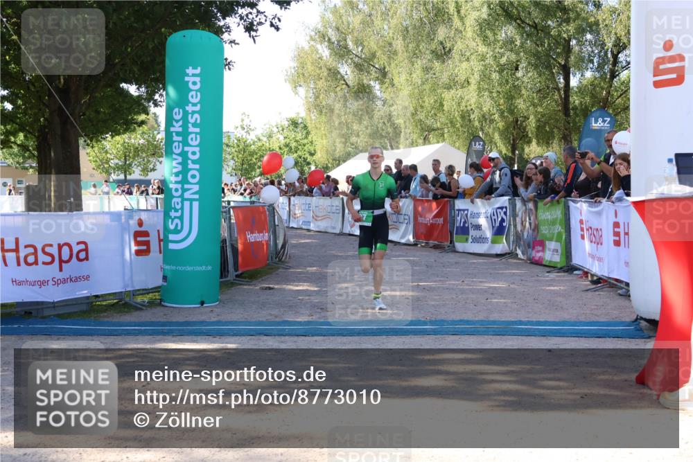 07.09.2025 - 19. Norderstedt Triathlon Zöllner http://msf.ph/oto/8773010 07.09.2025 10:54:14 Ziel 87 meine-sportfotos.de