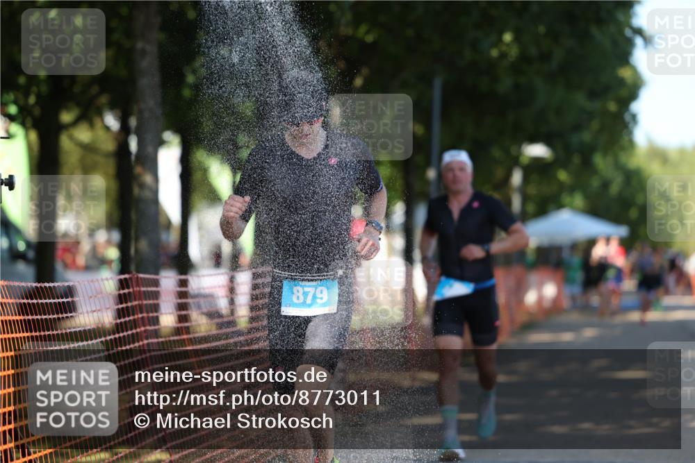 07.09.2025 - 19. Norderstedt Triathlon Michael Strokosch http://msf.ph/oto/8773011 07.09.2025 15:38:57 Laufen 411, 479 meine-sportfotos.de