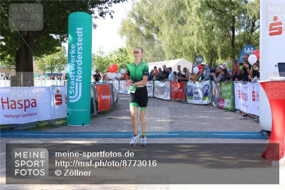 07.09.2025 - 19. Norderstedt Triathlon Zöllner http://msf.ph/oto/8773016 07.09.2025 10:54:15 Ziel 87, 93 meine-sportfotos.de