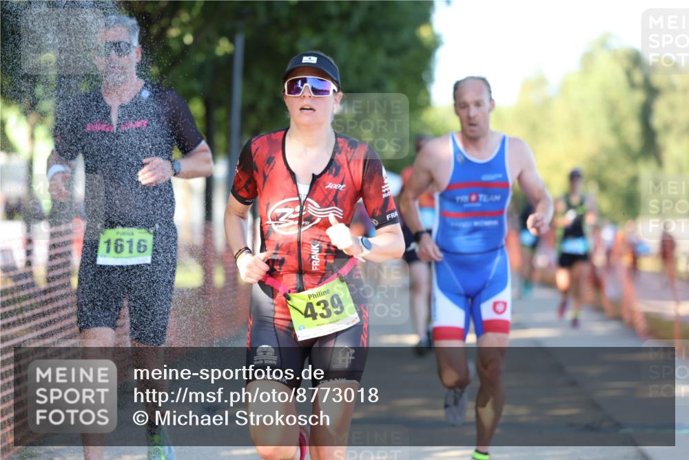 07.09.2025 - 19. Norderstedt Triathlon Michael Strokosch http://msf.ph/oto/8773018 07.09.2025 16:35:22 Laufen 387, 390, 526, 1429, 1455, 1600, 1616 meine-sportfotos.de