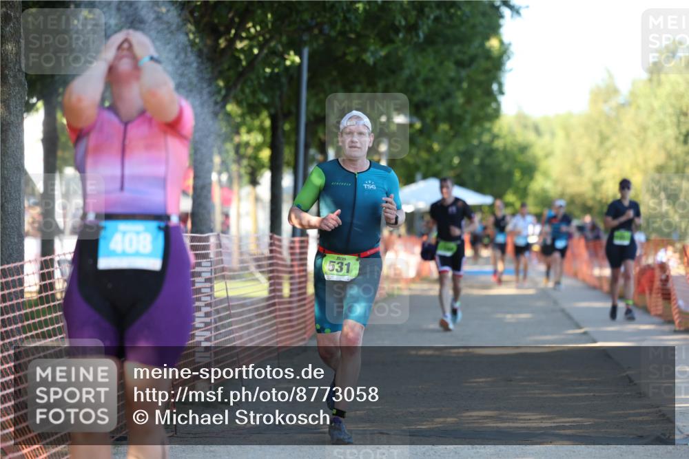 07.09.2025 - 19. Norderstedt Triathlon Michael Strokosch http://msf.ph/oto/8773058 07.09.2025 16:35:35 Laufen 362, 408, 446, 531, 889, 945, 1053, 1064, 1580 meine-sportfotos.de