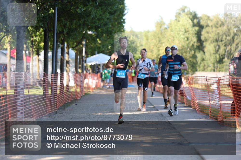 07.09.2025 - 19. Norderstedt Triathlon Michael Strokosch http://msf.ph/oto/8773079 07.09.2025 16:35:44 Laufen 376, 913, 924, 1053, 1444, 1580 meine-sportfotos.de